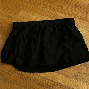 Black XL swim skort